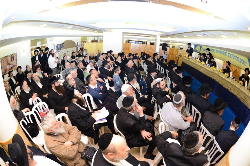 מסיבה חנוכה שאיחדה בין הורים לילדיהם