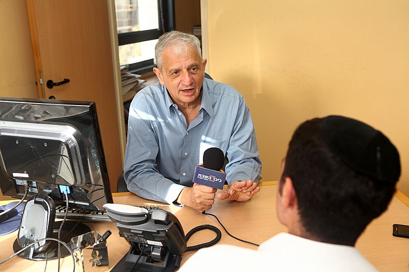 הפרשן נחום ברנע: יש רשעות בפרסומים על המגזר החרדי