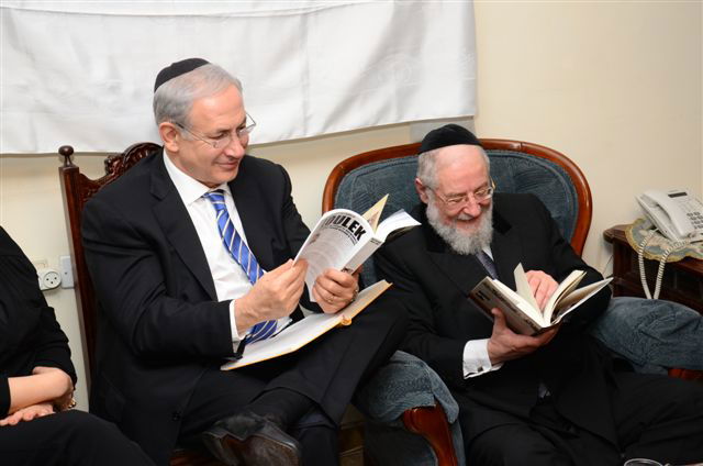 כיכר היום: מנחמים את הרב לאו