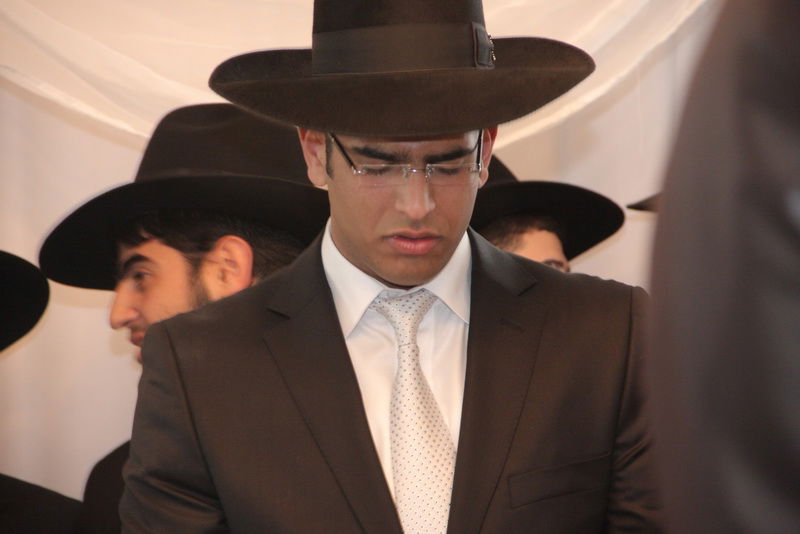 בעיצומם של ימי ההסתה: שרים ורבנים מחבקים את ראש-העיר