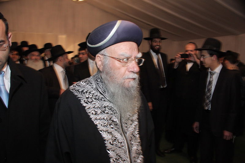 בעיצומם של ימי ההסתה: שרים ורבנים מחבקים את ראש-העיר