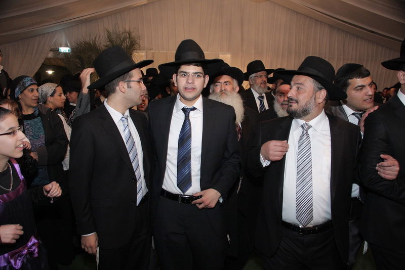 בעיצומם של ימי ההסתה: שרים ורבנים מחבקים את ראש-העיר