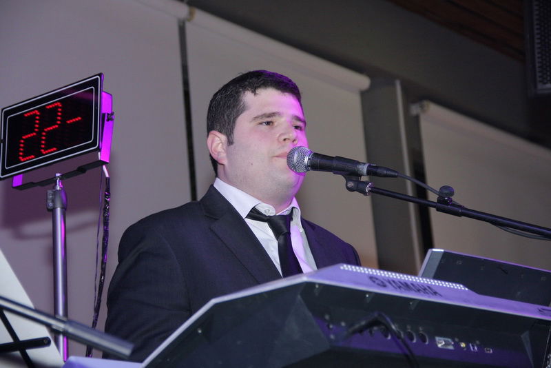 בעיצומם של ימי ההסתה: שרים ורבנים מחבקים את ראש-העיר