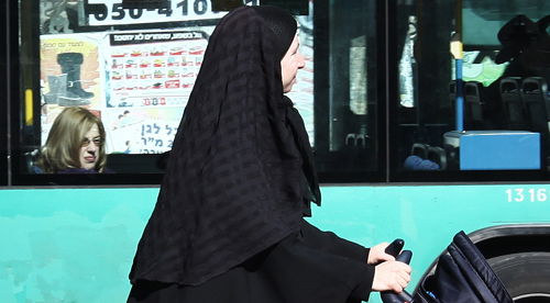 תוכן גולשים: הדרת נשים, הסיפור האמיתי