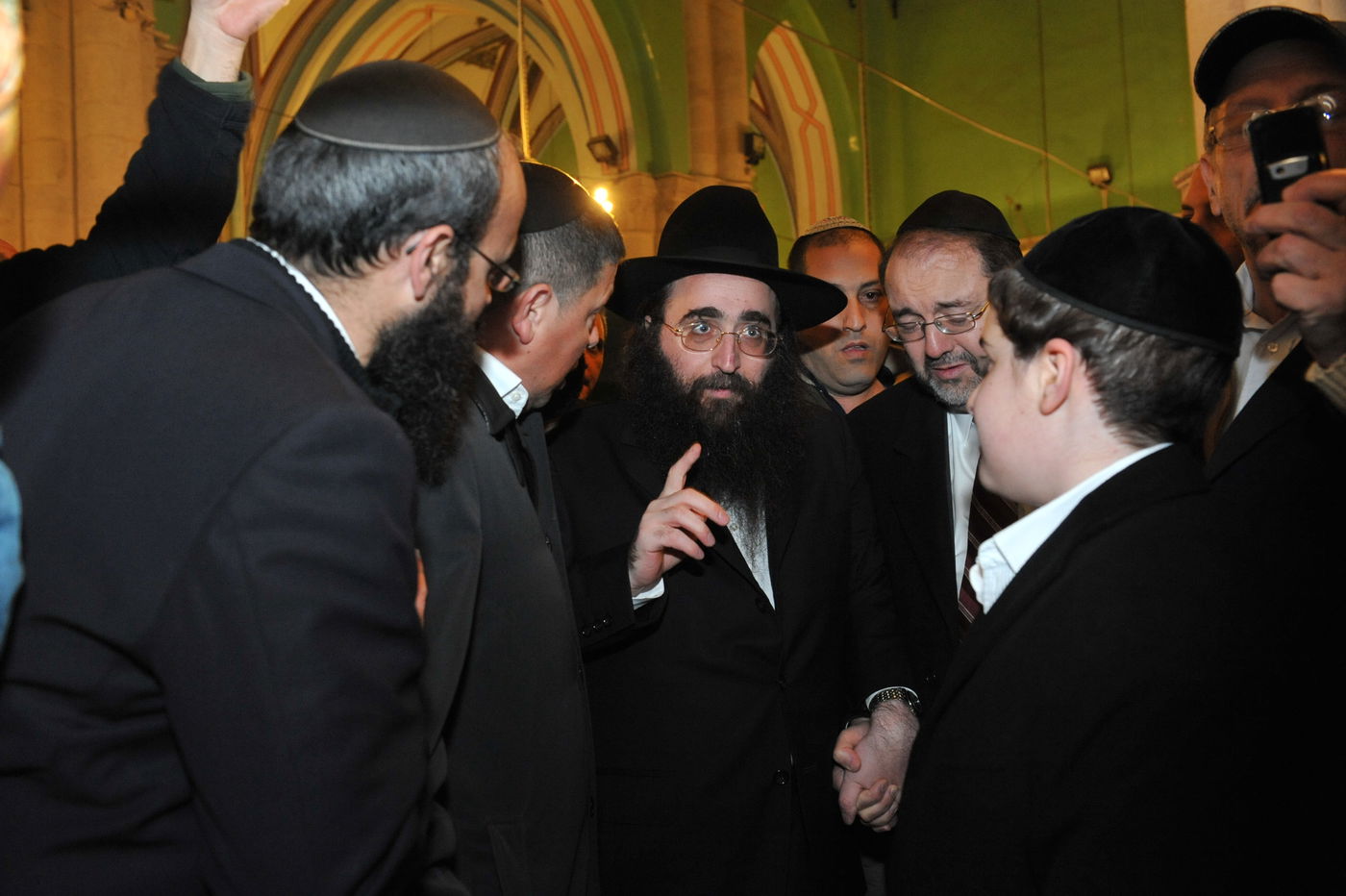 צפו: המסע של האדמו"ר רבי יאשיהו פינטו לחברון