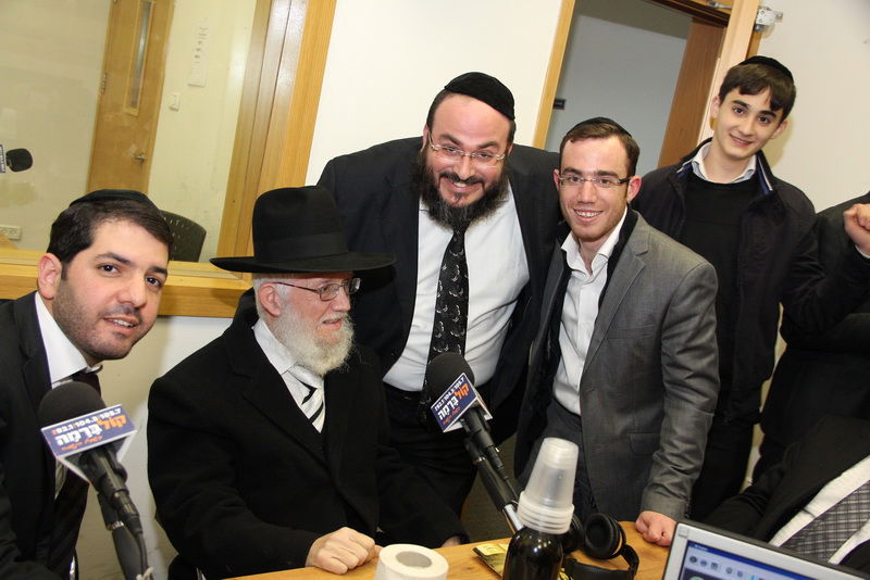 ישיבת 'כסא רחמים' על הגל