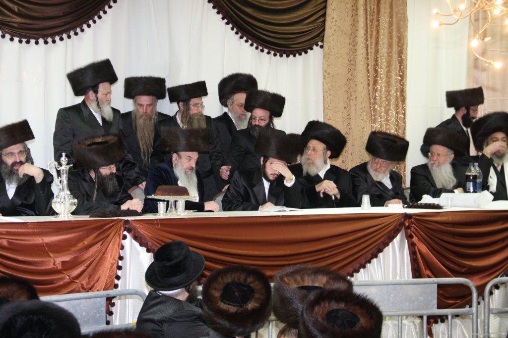 תיעוד ראשון: שמחת חתונת בית לעלוב