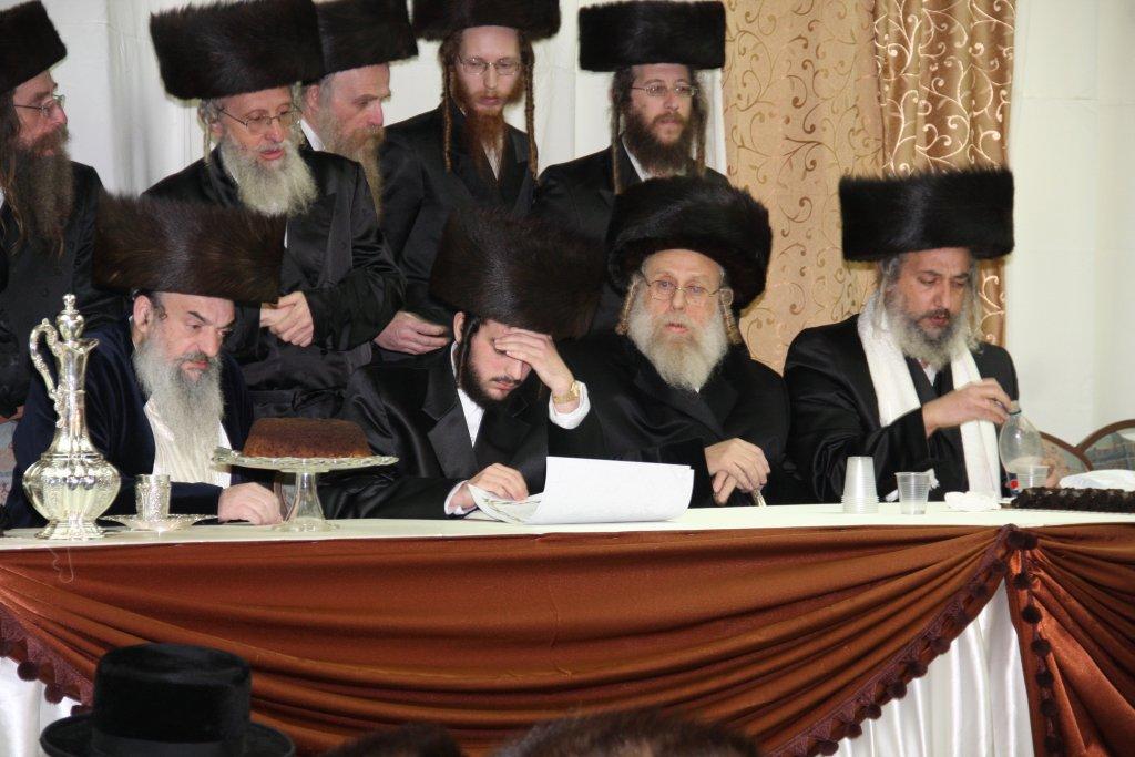 תיעוד ראשון: שמחת חתונת בית לעלוב