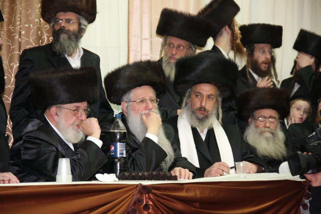 תיעוד ראשון: שמחת חתונת בית לעלוב