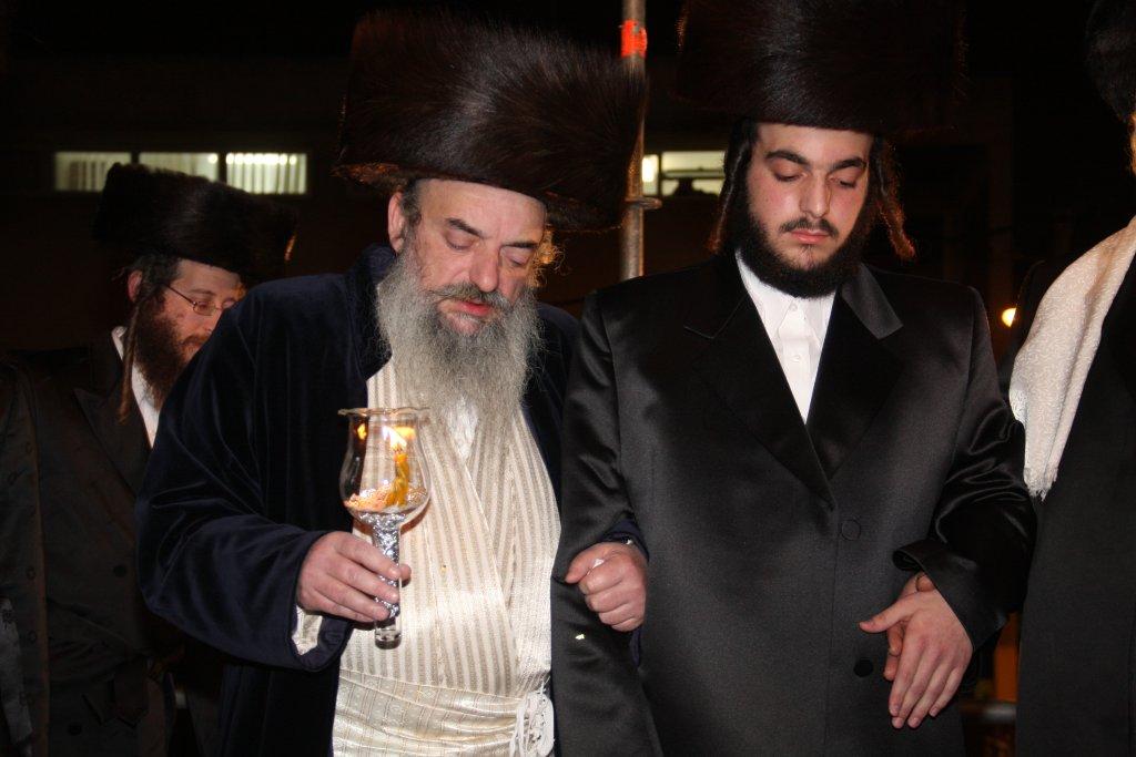 תיעוד ראשון: שמחת חתונת בית לעלוב