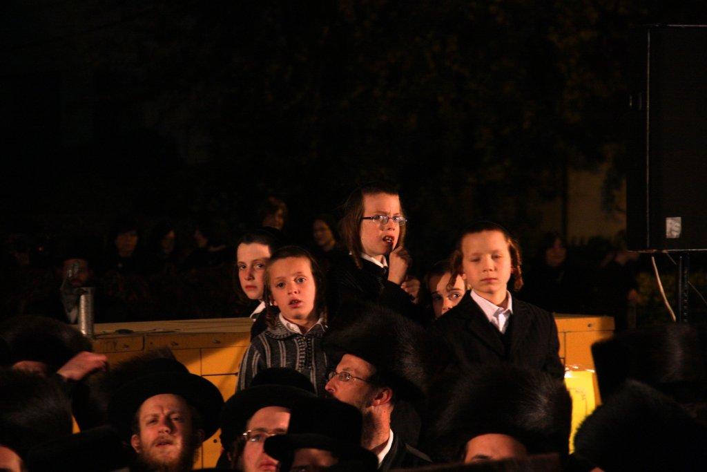 תיעוד ראשון: שמחת חתונת בית לעלוב