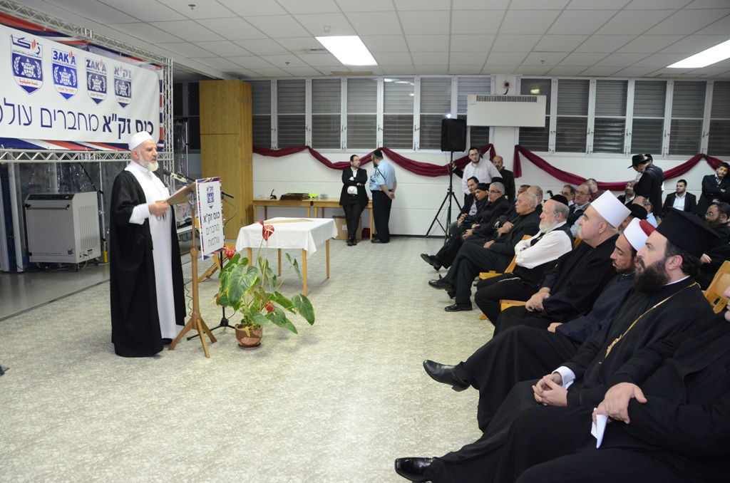 מנהיג גרמני-נוצרי באירוע של זק"א: "תודה שאתם סובלים אותנו"