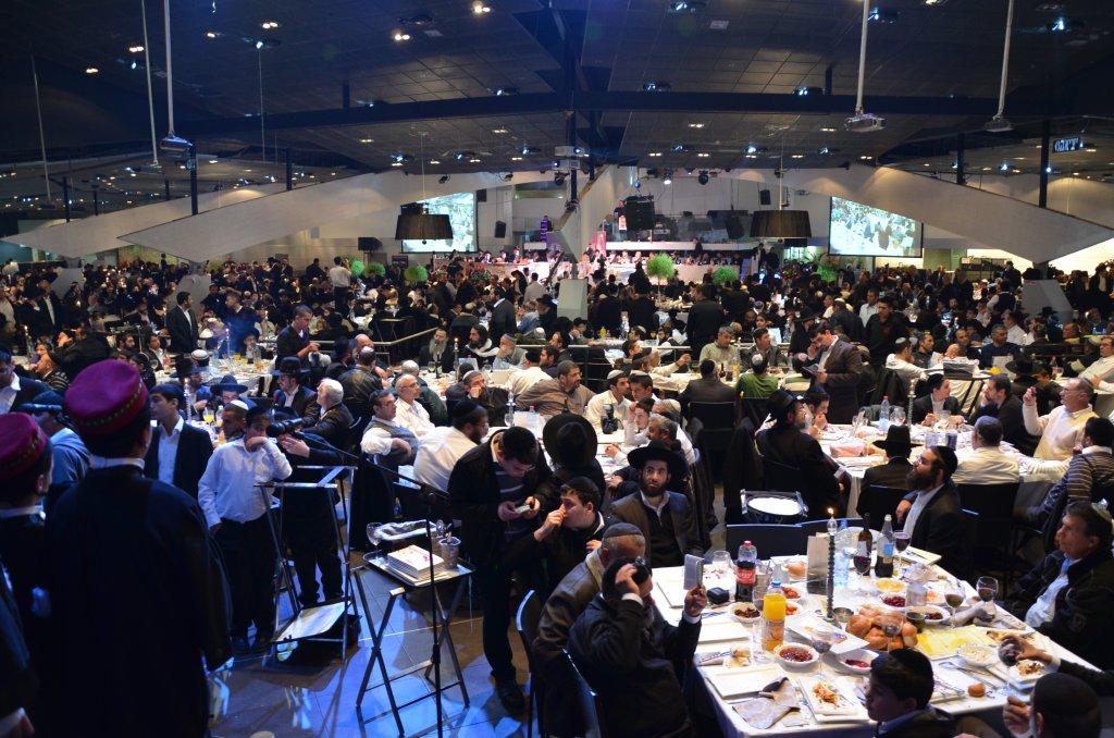 תמונות: ההילולא השנתית של ישיבת "כסא רחמים"