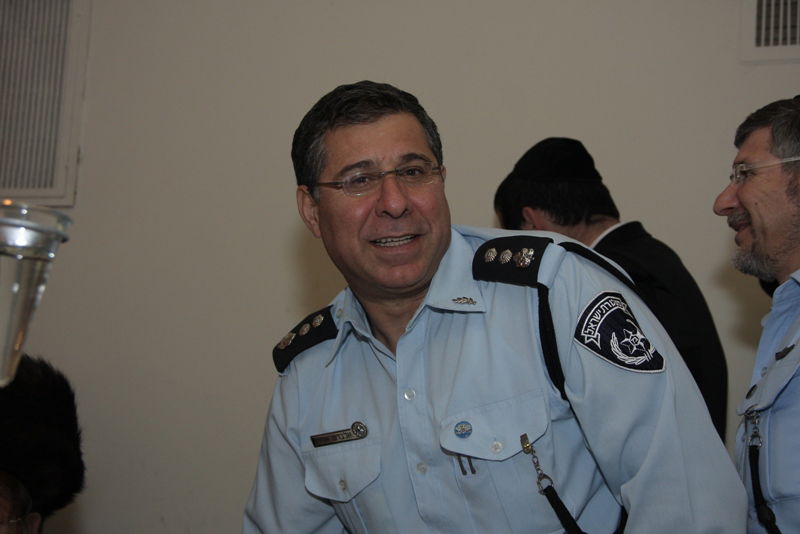 אחרי כתב האישום: אהוד אולמרט חגג עם מאיר פרוש