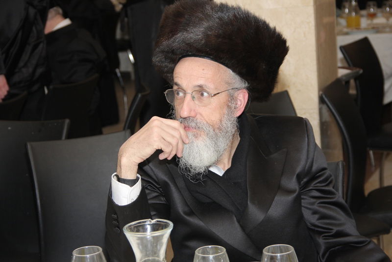 אחרי כתב האישום: אהוד אולמרט חגג עם מאיר פרוש