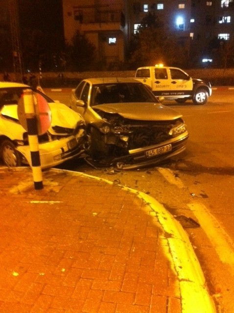 5 נפצעו קל בתאונת דרכים באשדוד