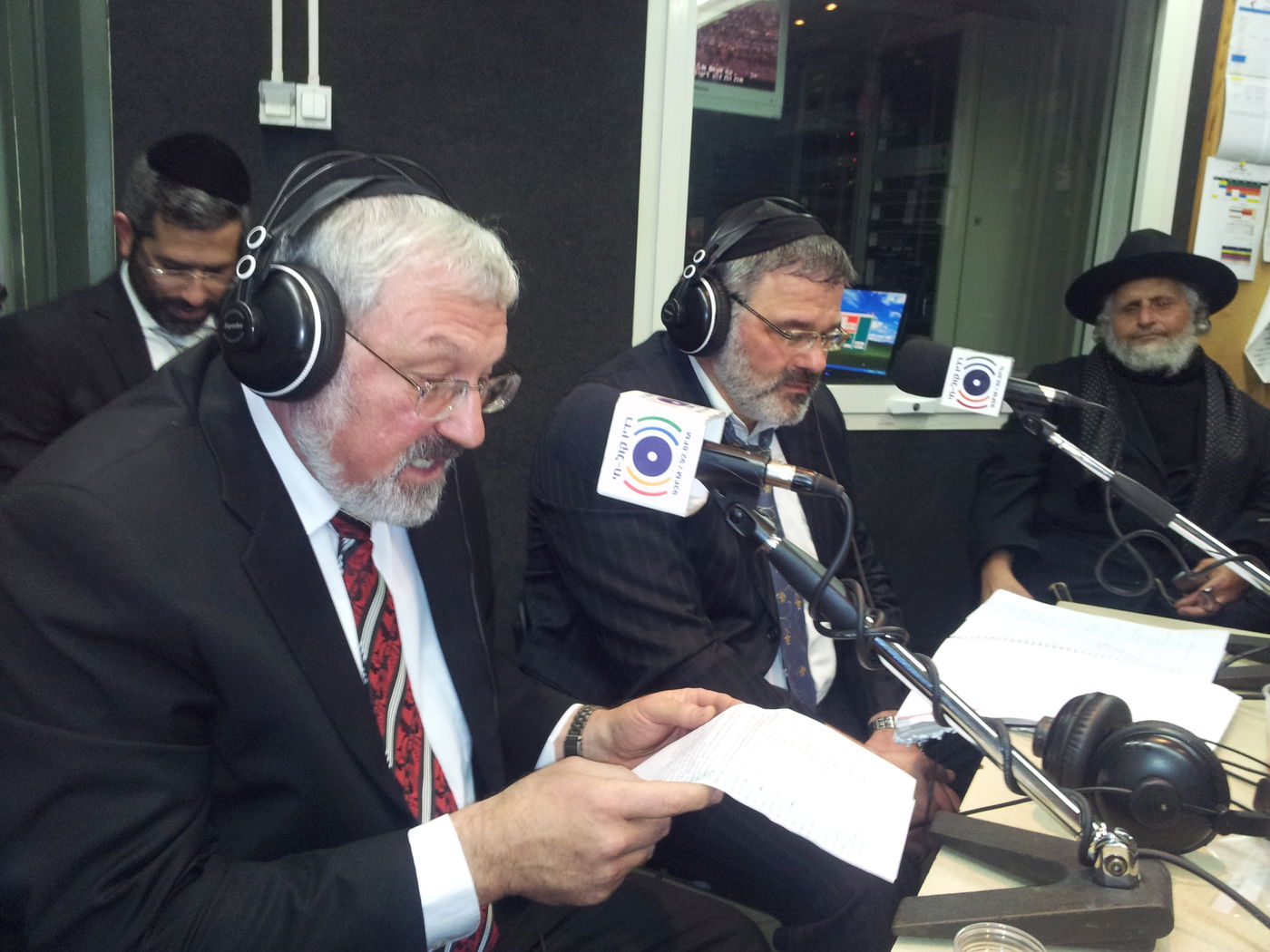 מיוחד: מעמד סיום מסכת ברדיו 'קול חי'