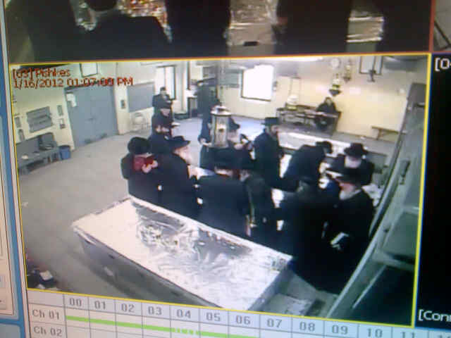 לאחר 30 שנות נתק; בעלזא מבקשים סליחה מסאטמר