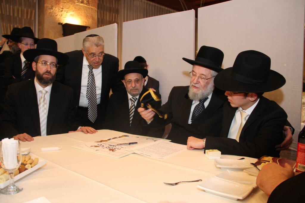 חתונת נכדת הרב ישראל-מאיר לאו: צפו בגלריית ענק