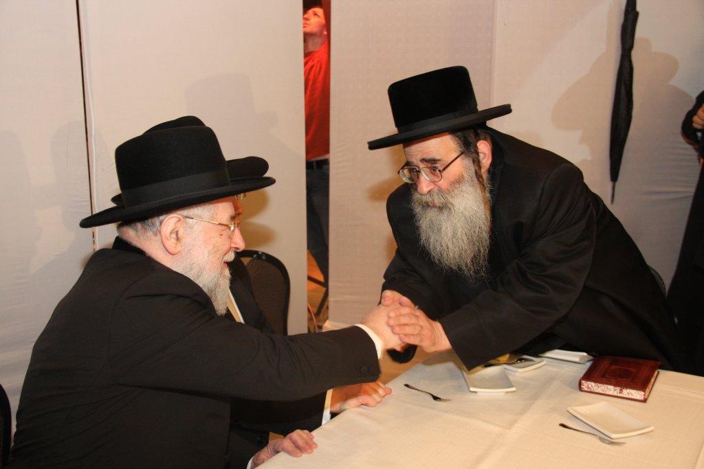 חתונת נכדת הרב ישראל-מאיר לאו: צפו בגלריית ענק