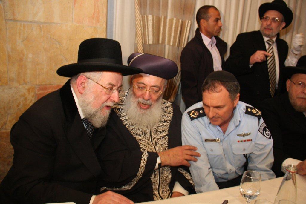 חתונת נכדת הרב ישראל-מאיר לאו: צפו בגלריית ענק