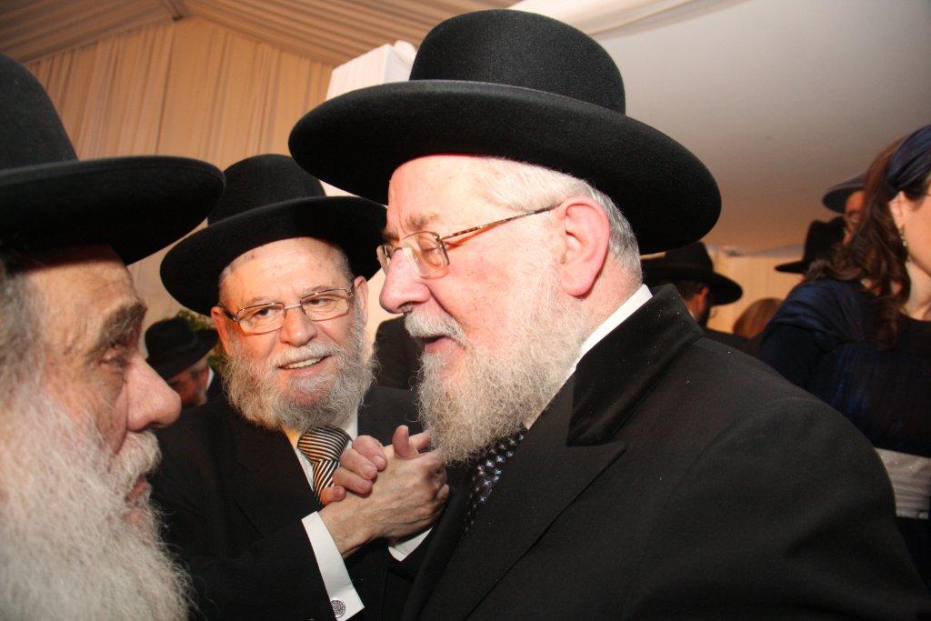 חתונת נכדת הרב ישראל-מאיר לאו: צפו בגלריית ענק