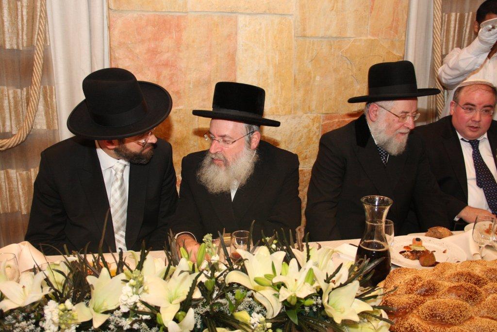 חתונת נכדת הרב ישראל-מאיר לאו: צפו בגלריית ענק