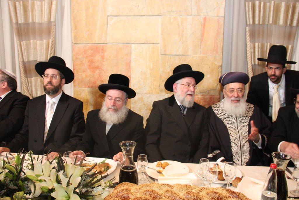 חתונת נכדת הרב ישראל-מאיר לאו: צפו בגלריית ענק