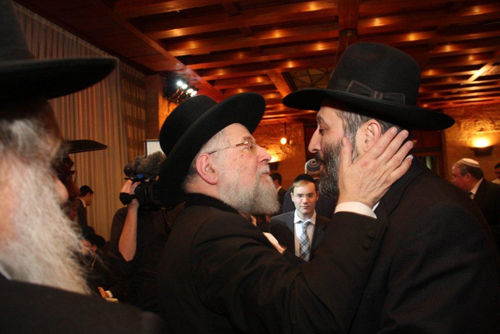 חתונת נכדת הרב ישראל-מאיר לאו: צפו בגלריית ענק