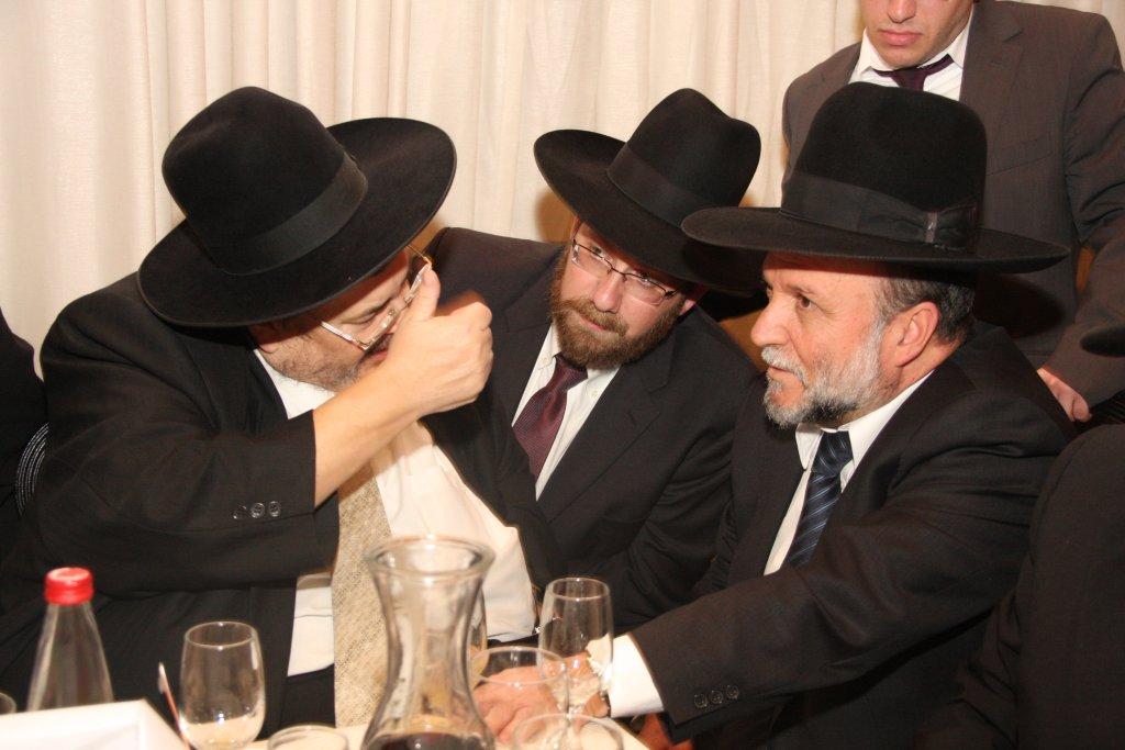 חתונת נכדת הרב ישראל-מאיר לאו: צפו בגלריית ענק