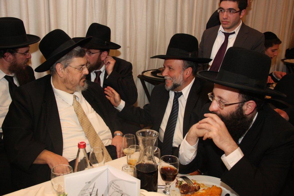 חתונת נכדת הרב ישראל-מאיר לאו: צפו בגלריית ענק