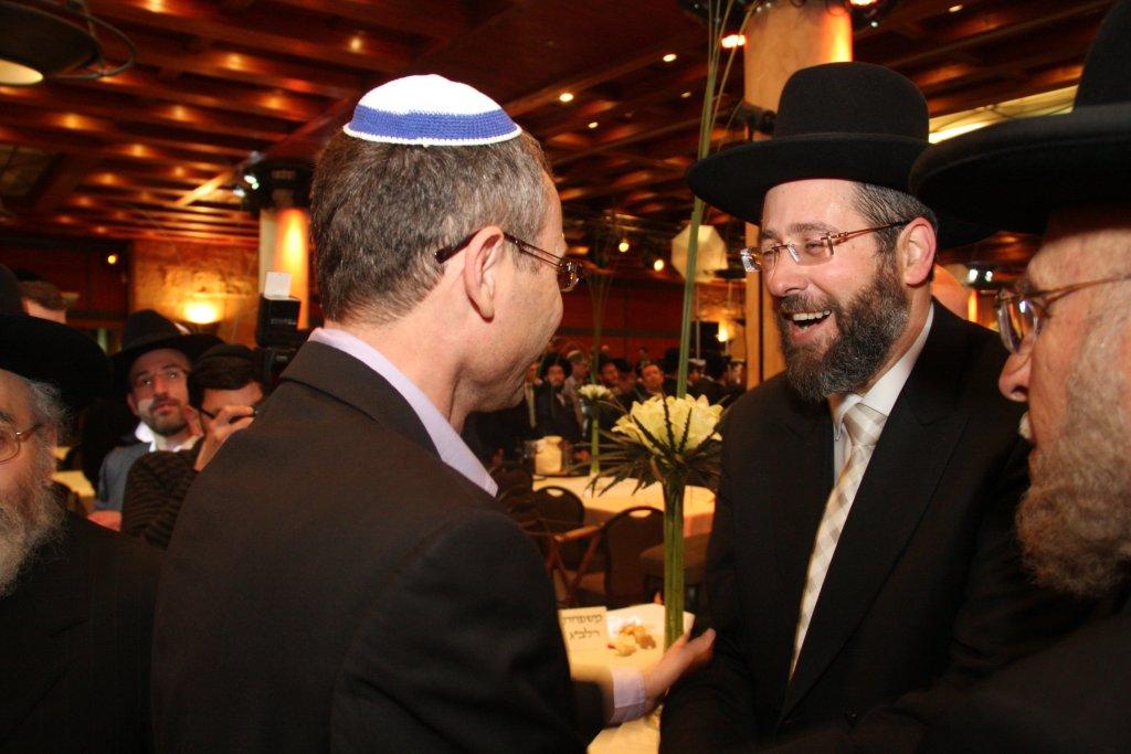 חתונת נכדת הרב ישראל-מאיר לאו: צפו בגלריית ענק