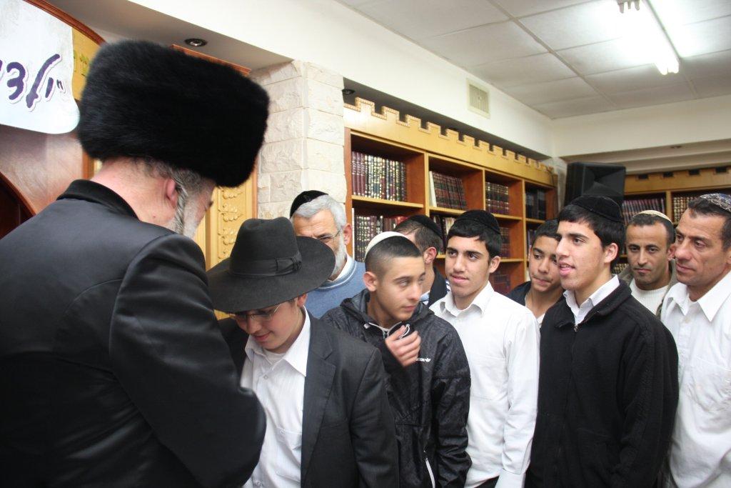 האדמו"ר מאשלג נשא דברי חיזוק באשדוד