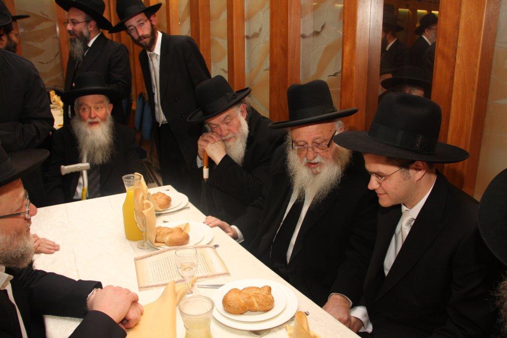 תמונות: חתונת נכדת ראש ישיבת פוניבז'