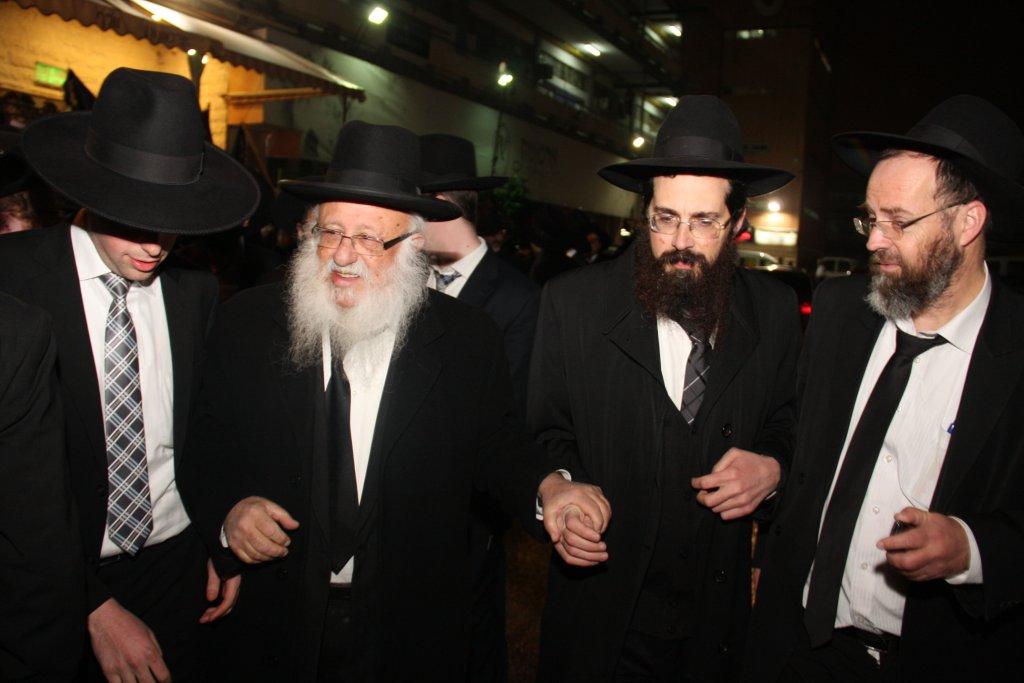 תמונות: חתונת נכדת ראש ישיבת פוניבז'