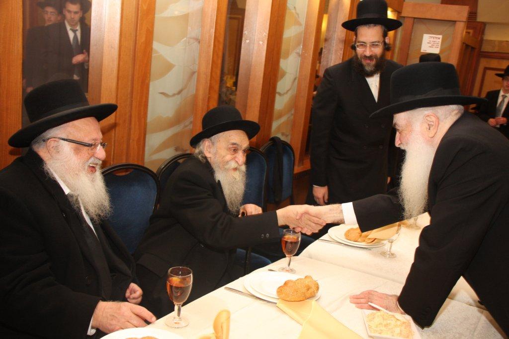 תמונות: חתונת נכדת ראש ישיבת פוניבז'