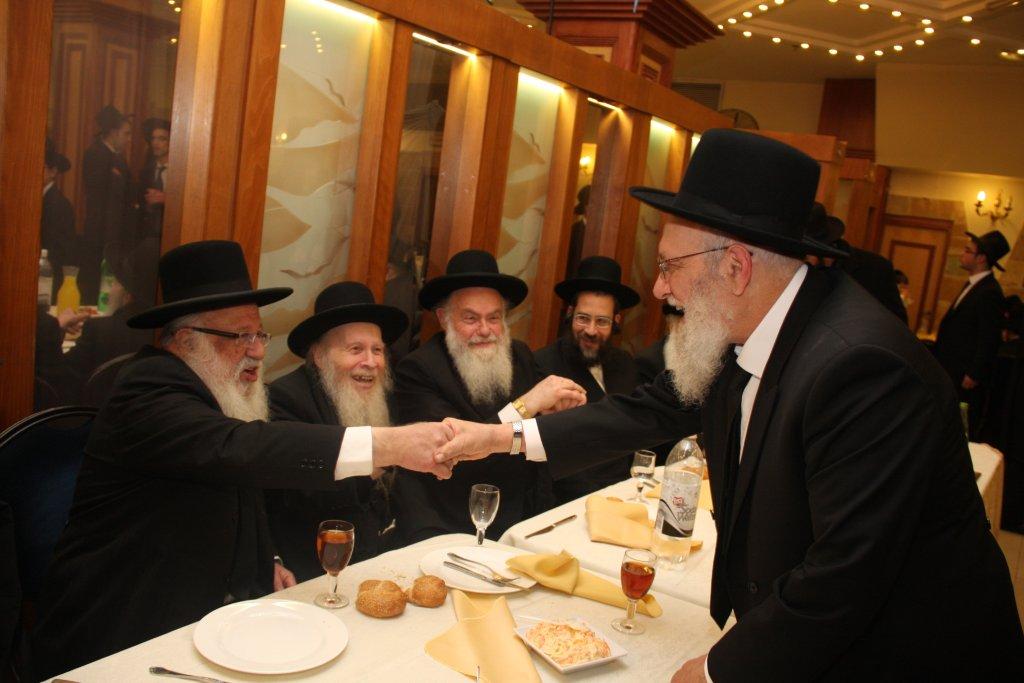 תמונות: חתונת נכדת ראש ישיבת פוניבז'