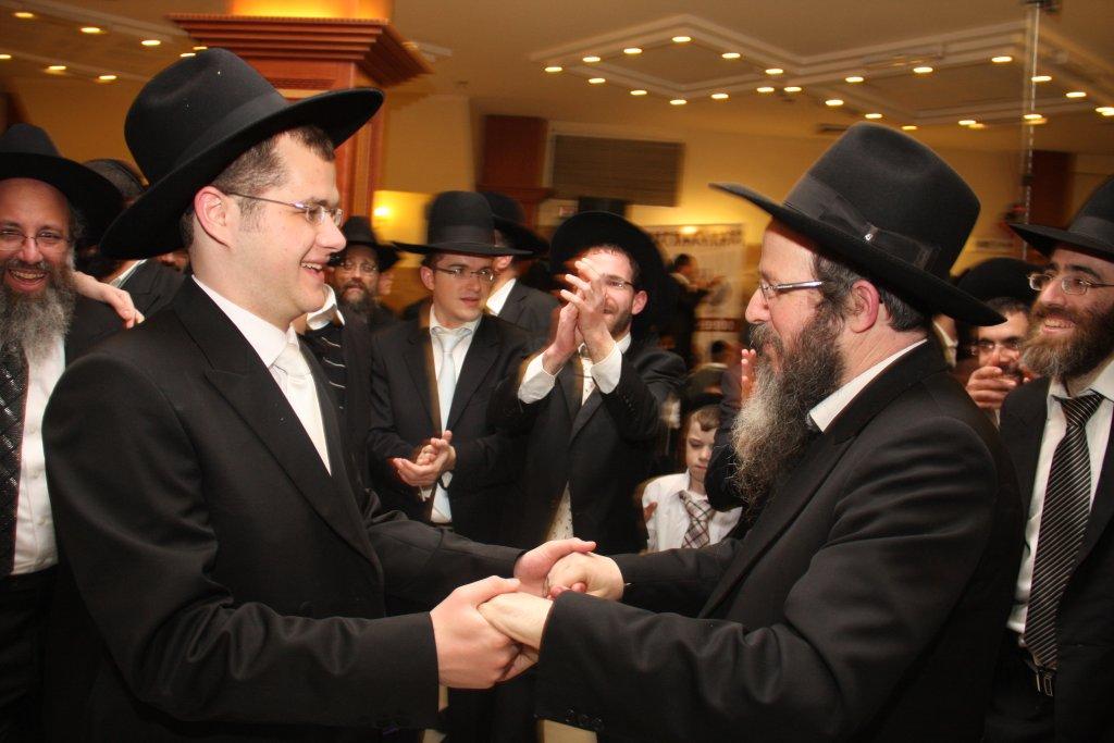 תמונות: חתונת נכדת ראש ישיבת פוניבז'