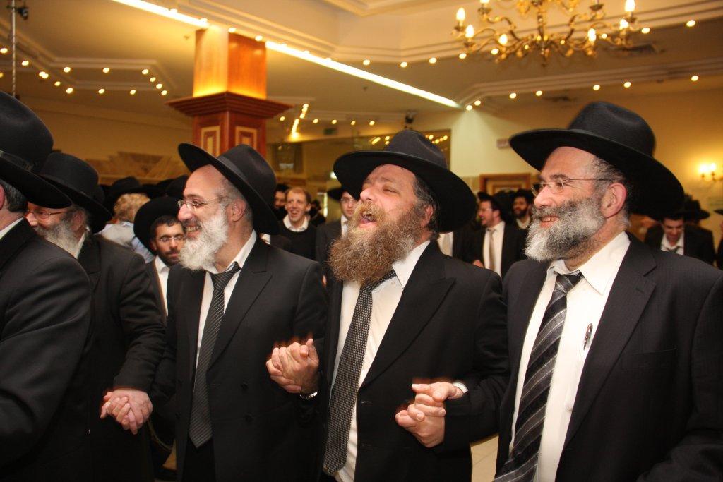 תמונות: חתונת נכדת ראש ישיבת פוניבז'