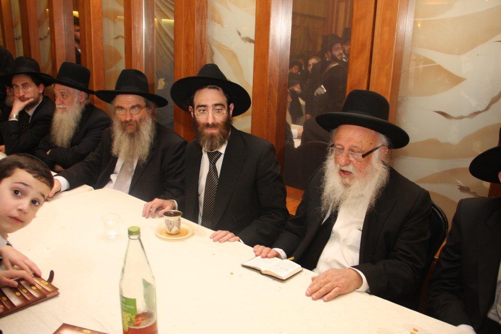 תמונות: חתונת נכדת ראש ישיבת פוניבז'