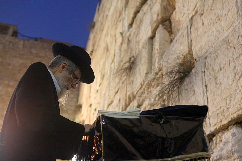 אלפים בעצרת אחדות בכותל המערבי בראשות הרב ברלנד