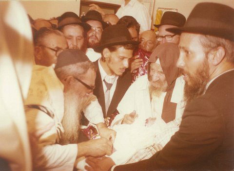 נחשפו תמונות נוסטלגיות מה'בבא סאלי': צפו בגלריה