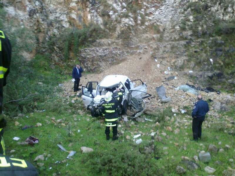 אסון: רכב נחת לתהום, הנהגת נהרגה