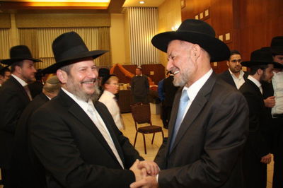 גלריה: חתונת בנו של אורי לופוליאנסקי