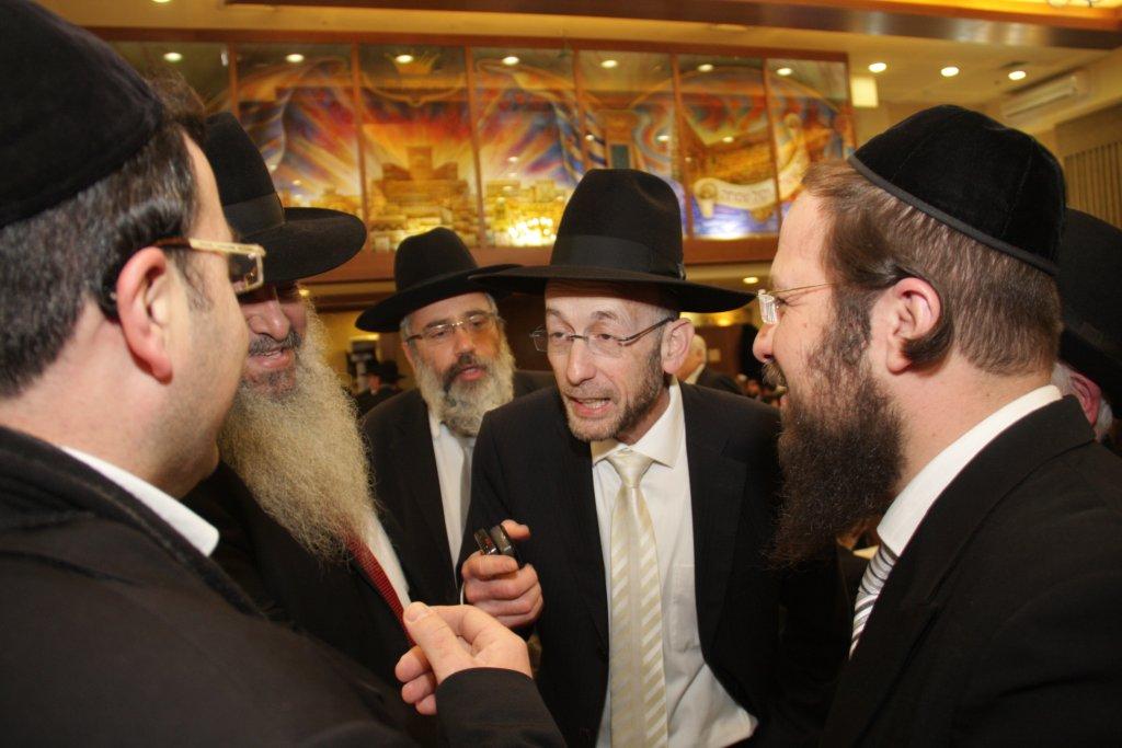 גלריה: חתונת בנו של אורי לופוליאנסקי