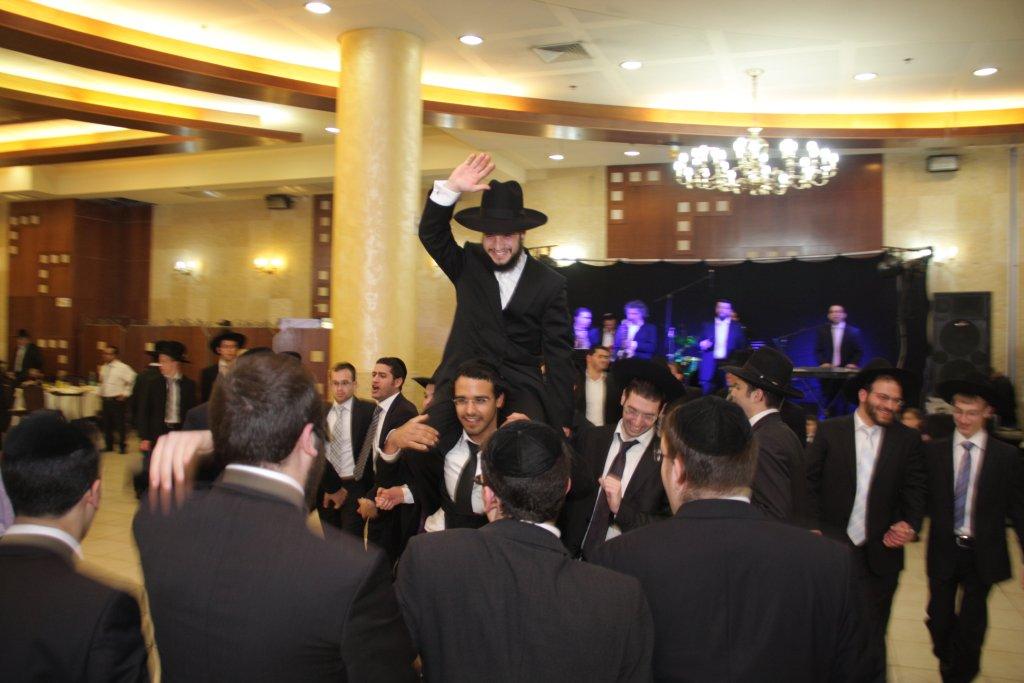 גלריה: חתונת בנו של אורי לופוליאנסקי