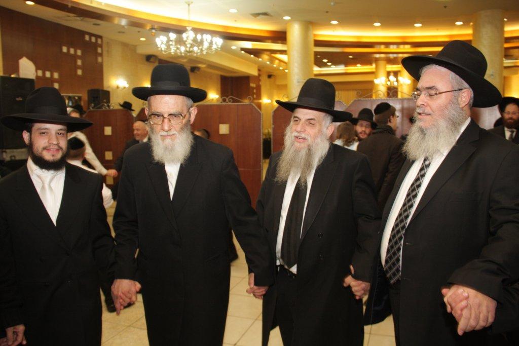 גלריה: חתונת בנו של אורי לופוליאנסקי