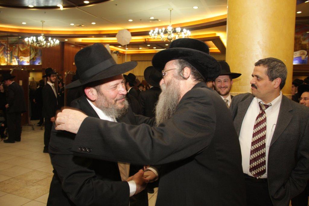 גלריה: חתונת בנו של אורי לופוליאנסקי