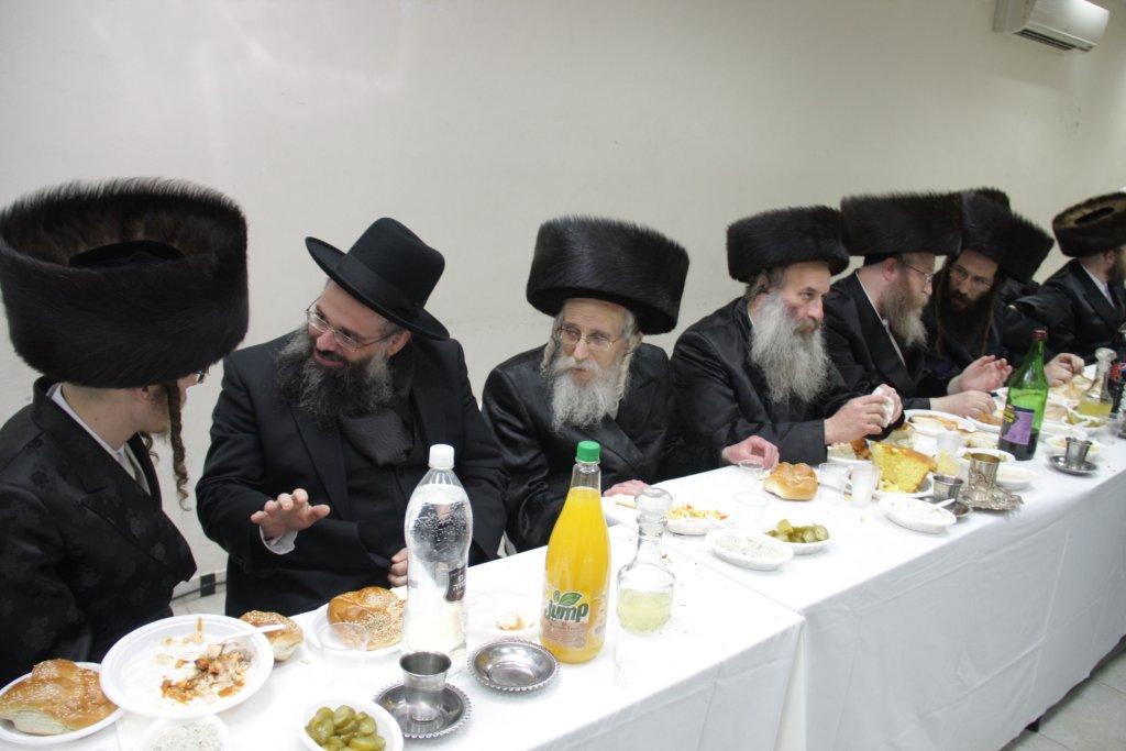 צפו בגלריה: ‏‏שמחת הפורשפיל בחצרות גורליץ פשוורסק