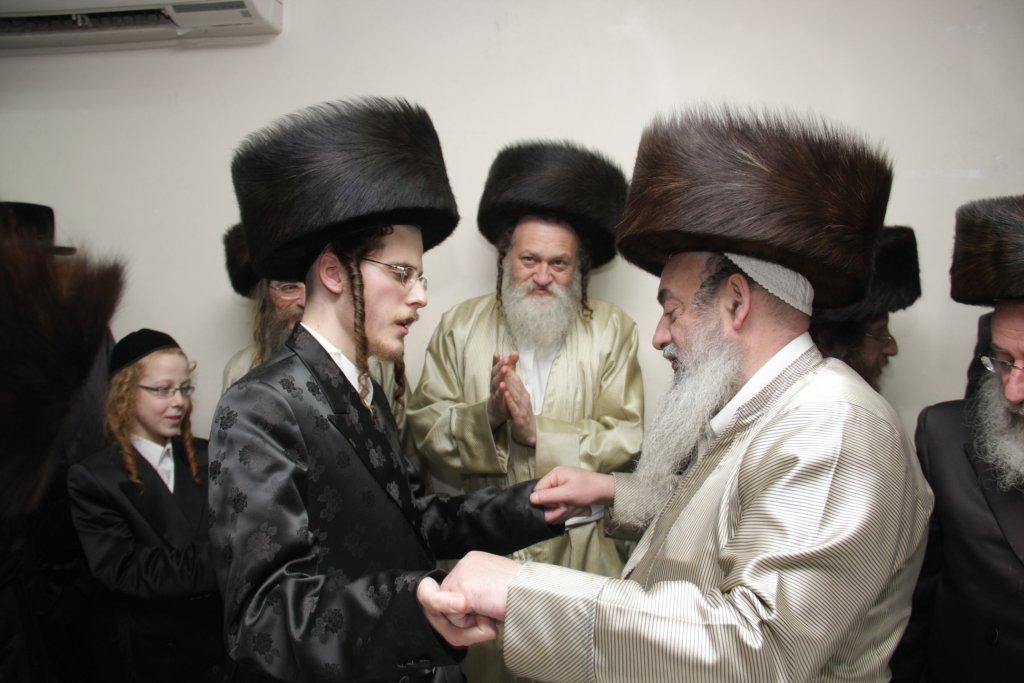 צפו בגלריה: ‏‏שמחת הפורשפיל בחצרות גורליץ פשוורסק